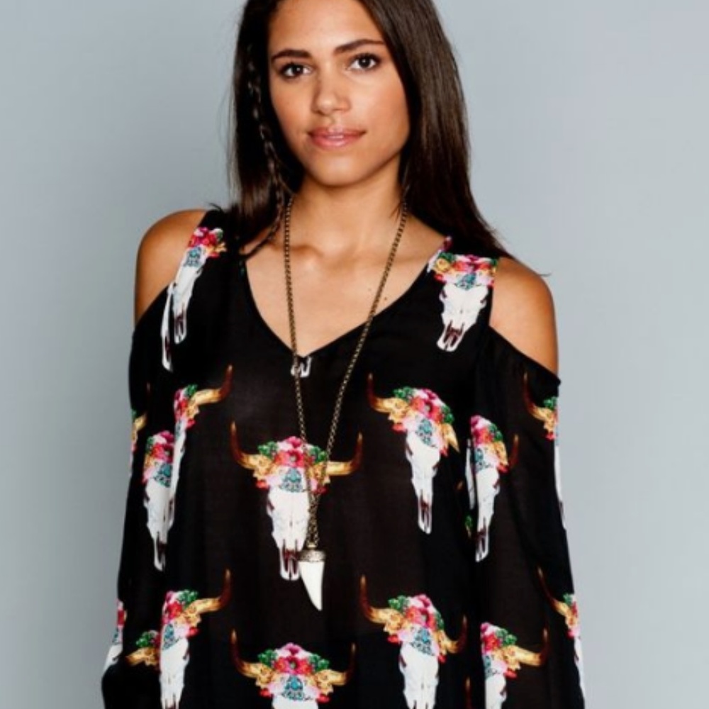 Show Me Your MuMu Bull and Beautiful Tunic